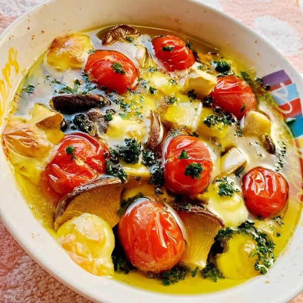 ミニトマトとエリンギの チーズアヒージョ レシピ 作り方 By ゆかんち 楽天レシピ ミニトマトとエリンギの チーズアヒージョ レシピ 作り方 By ゆかんち 楽天レシピ