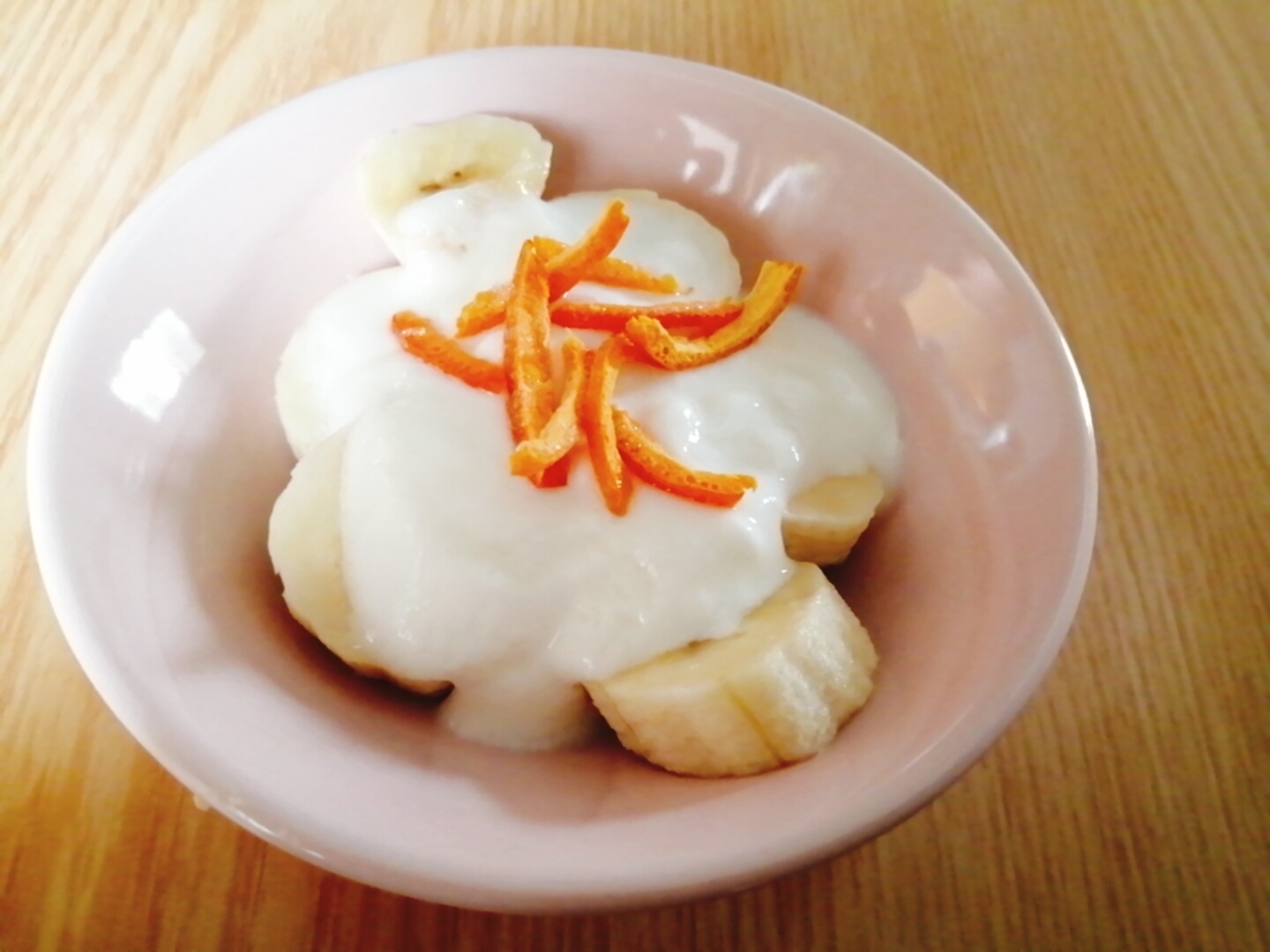 柑橘風味☆オレンジの皮とバナナのヨーグルトデザート