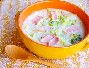 白菜とハムのクリーム煮