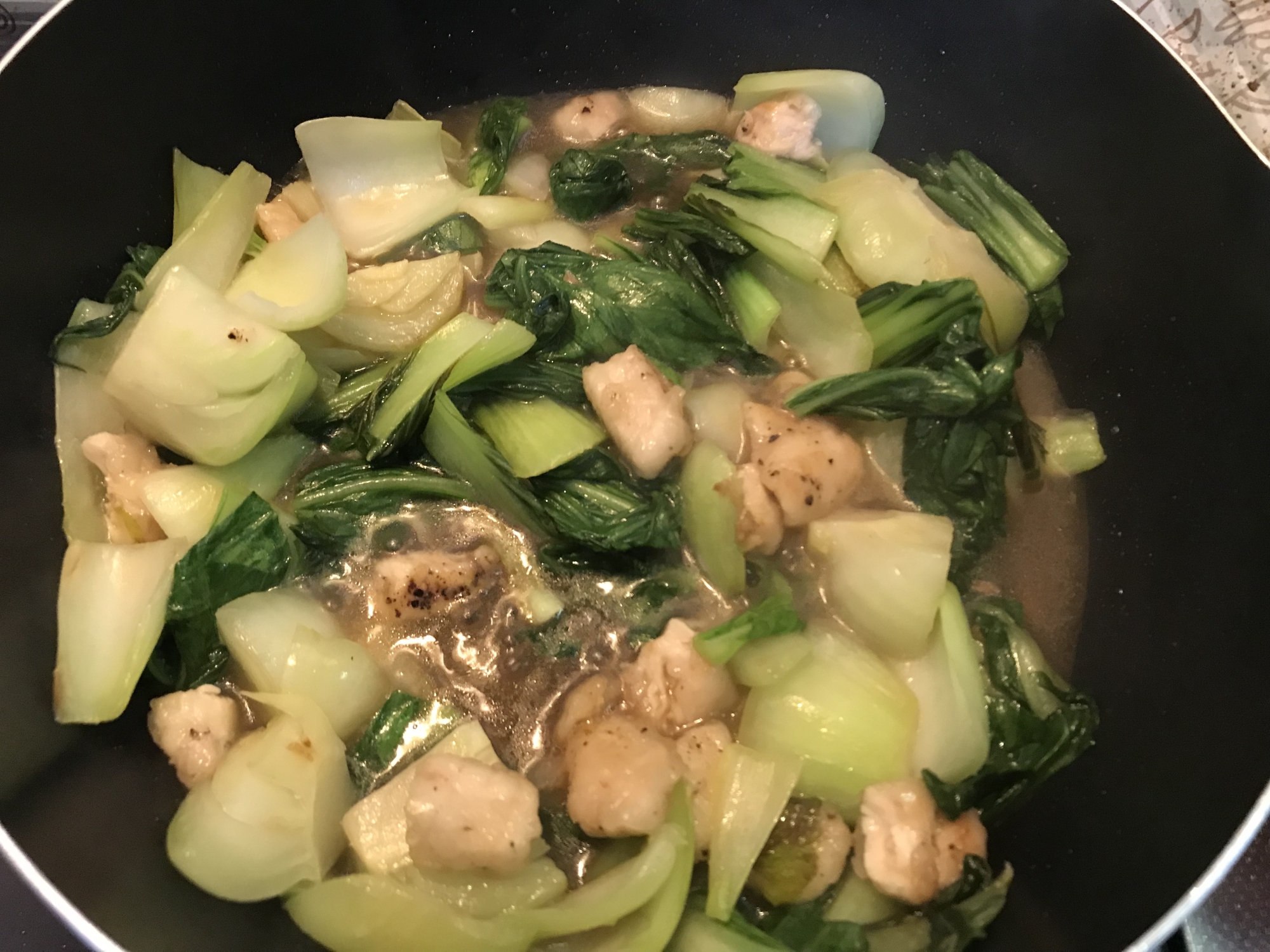 青梗菜と鶏肉の簡単とろみ炒め