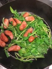 ルッコラとウインナー炒め レシピ 作り方 By Norico F 楽天レシピ ルッコラとウインナー炒め レシピ 作り方 By Norico F 楽天レシピ