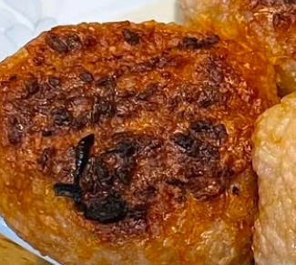 焼きおにぎり ( 鰹節入り )