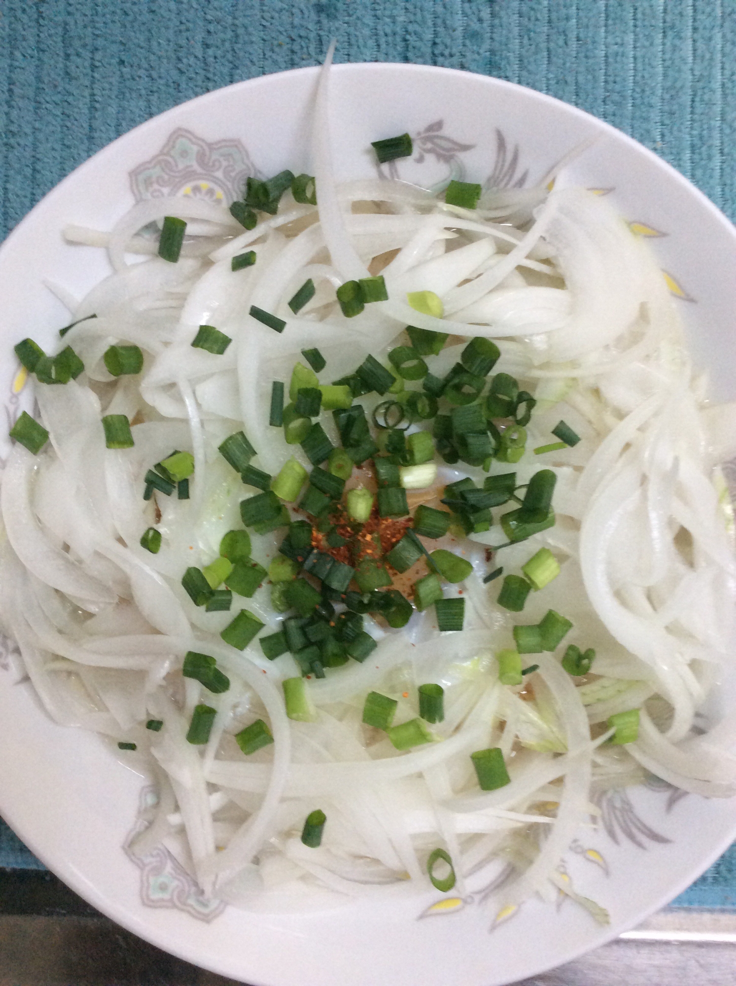 玉ねぎしゃきしゃき♪オニスラチキンラーメン