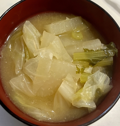 小松菜も一緒に♪
キャベツも大根も甘くてとっても美味しかったです╰(*´︶`*)╯♡
素敵なレシピ、ありがとうございます！！