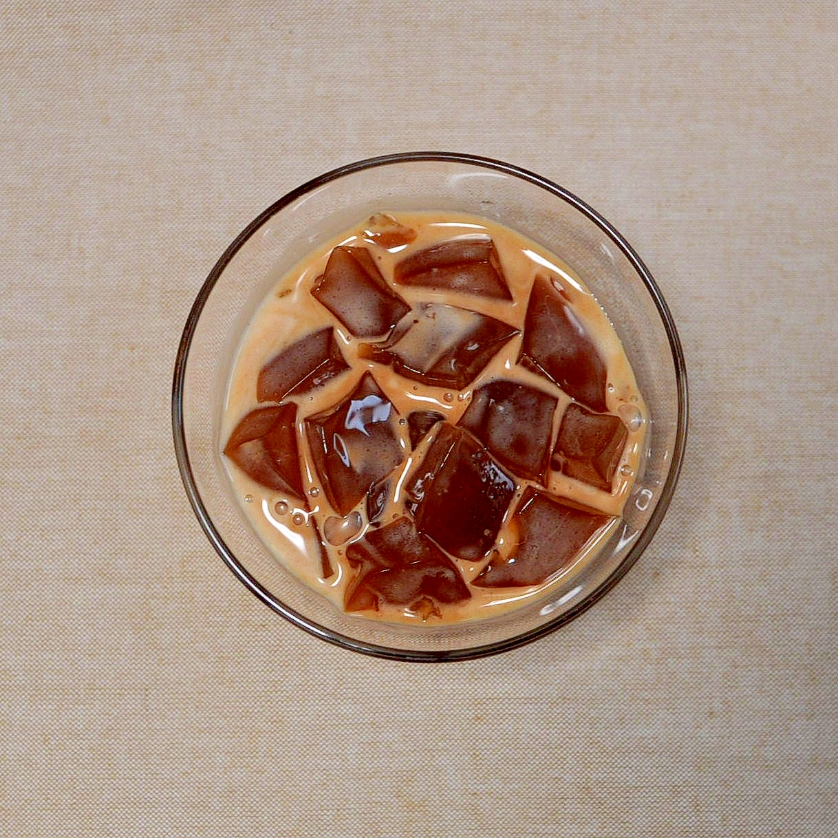 紅茶ゼリー入りミルクティー レシピ 作り方 By Taka5chan 楽天レシピ 紅茶ゼリー入りミルクティー レシピ 作り方 By Taka5chan 楽天レシピ