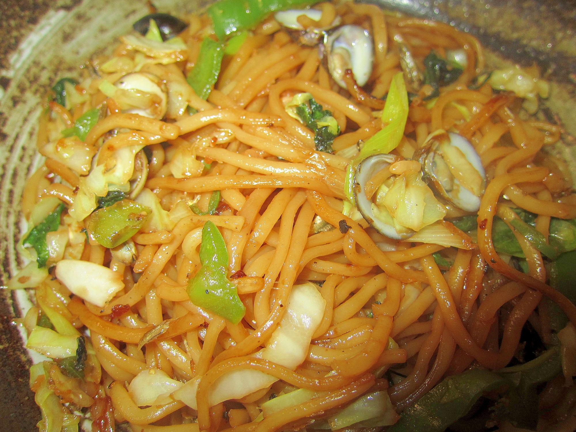 キャベツと蜆のソース焼き蕎麦