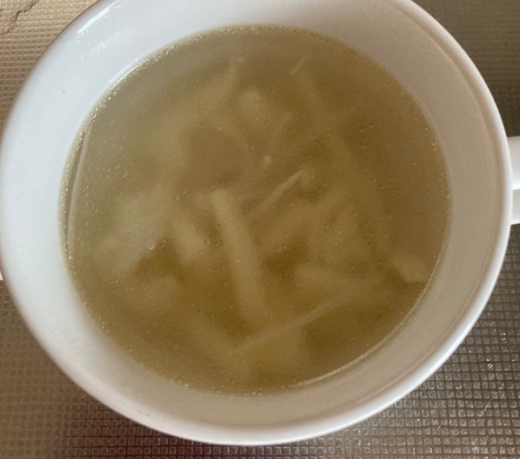 えのきと油揚げの白だしスープ