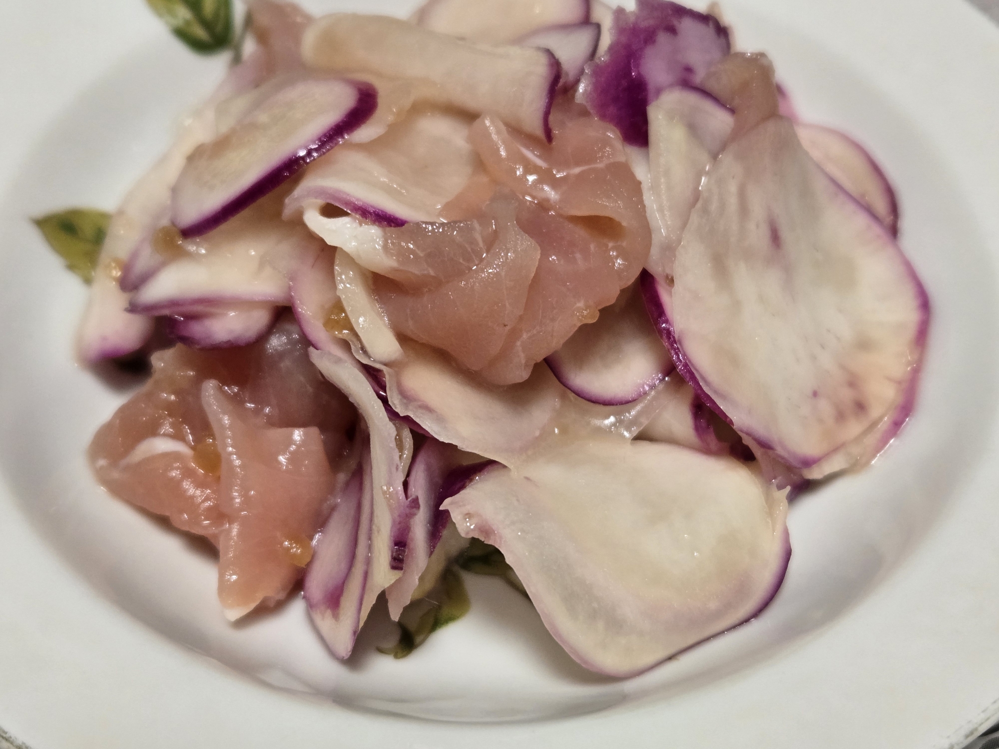 カブの生ハムのサラダ