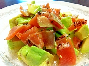 超簡単 アボカドとサーモンの前菜風サラダ レシピ 作り方 By Fujimoton 楽天レシピ