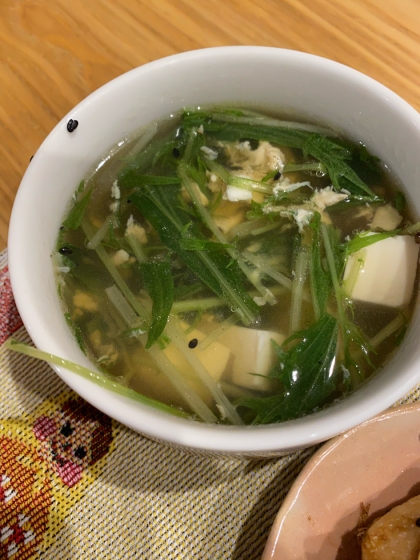 水菜と豆腐のコンソメスープ