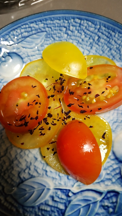 トマトにゆかりのアクセントがとても美味しかったです(^∇^)ごちそうさまでした♫