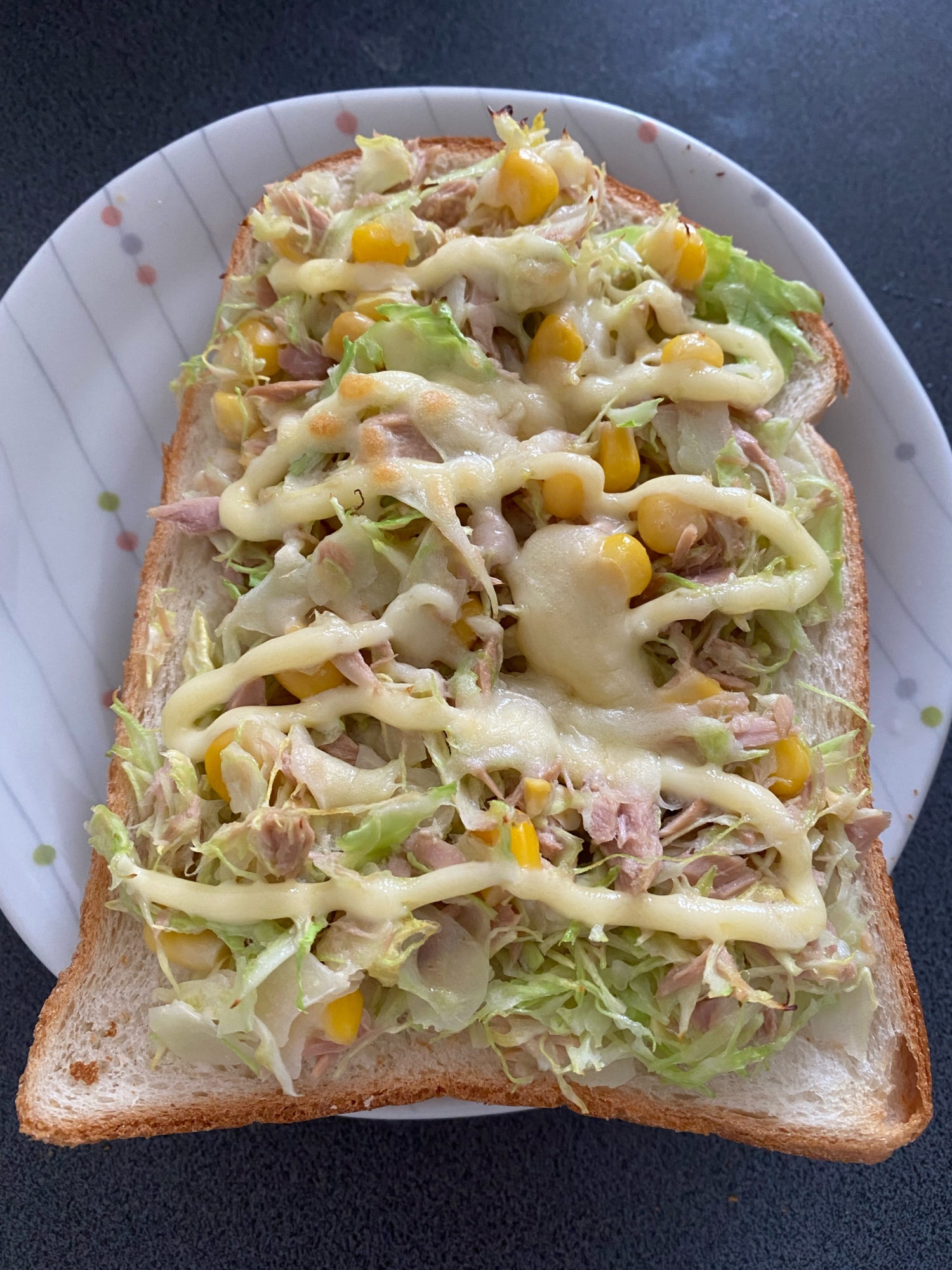 ツナコーン♪キャベツトースト