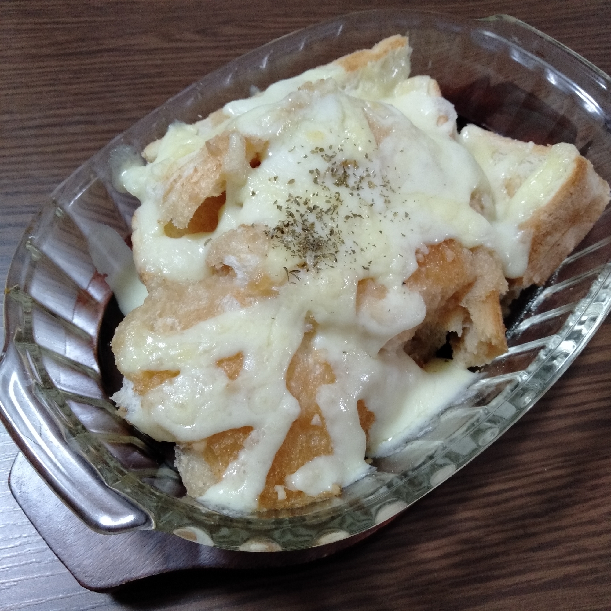 ガーリックグラタン　〜食パンアレンジ〜