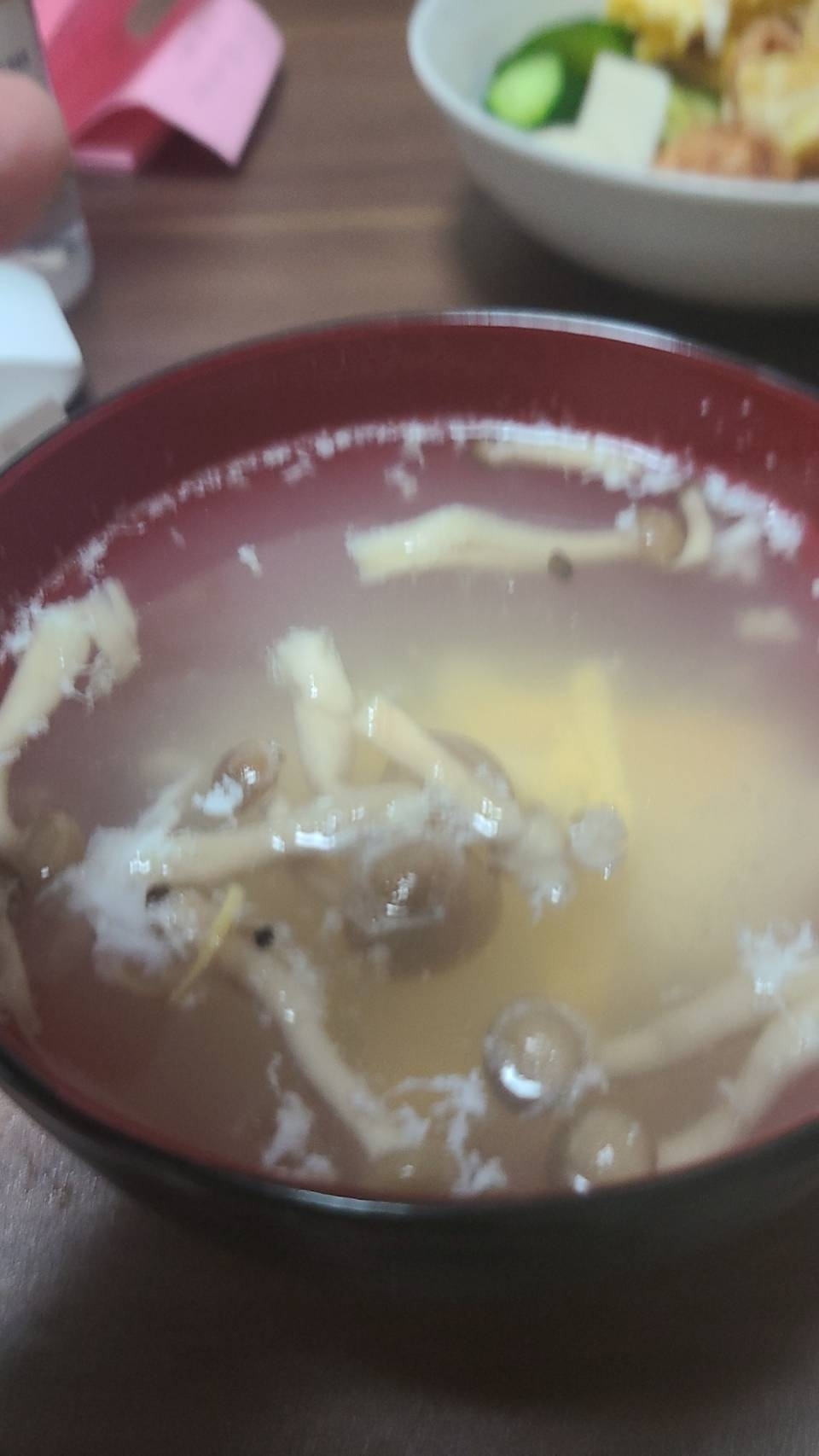 豆腐としめじと卵のスープ