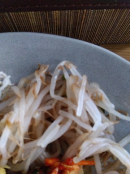 もやしとニラのピリ辛ポン酢