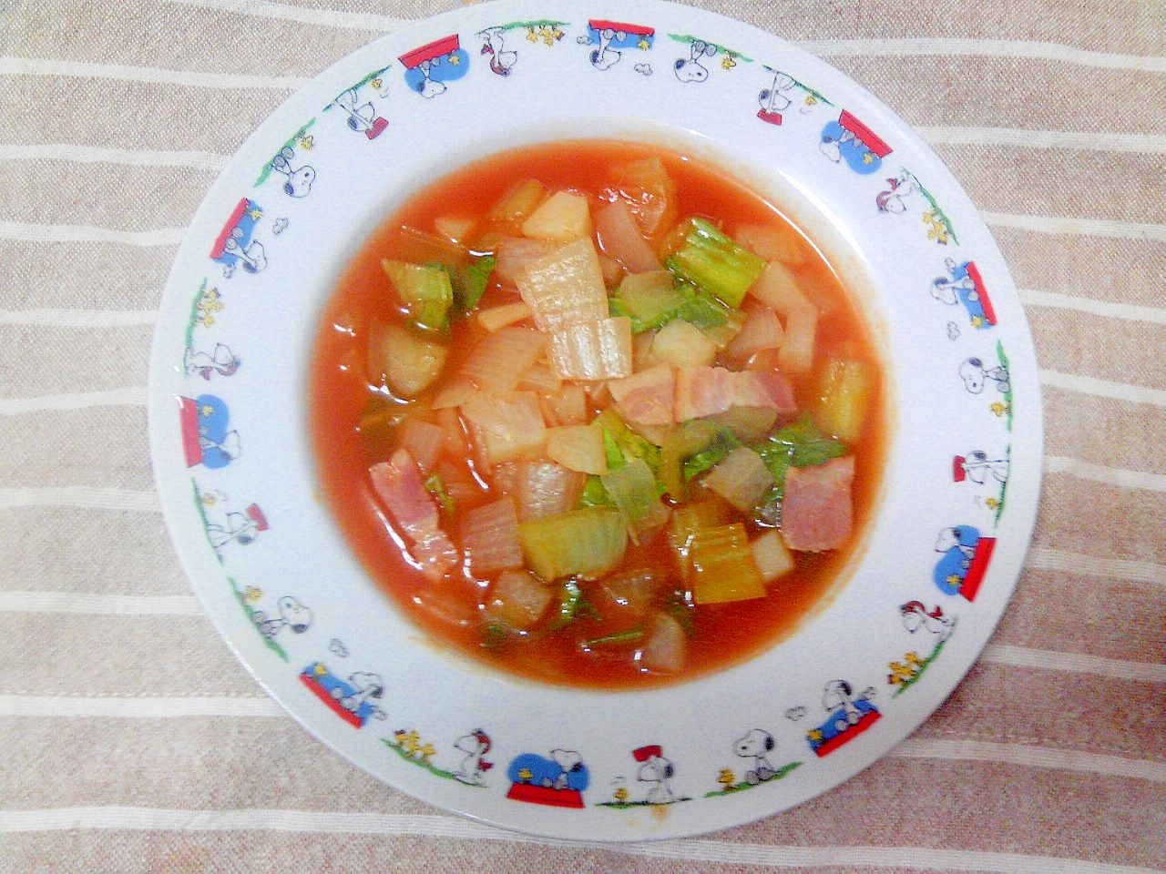 トマトジュースで作る野菜スープ