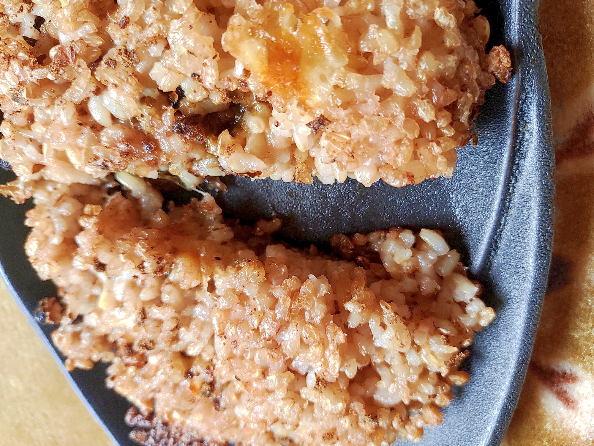 海苔の佃煮とチーズのプレス飯