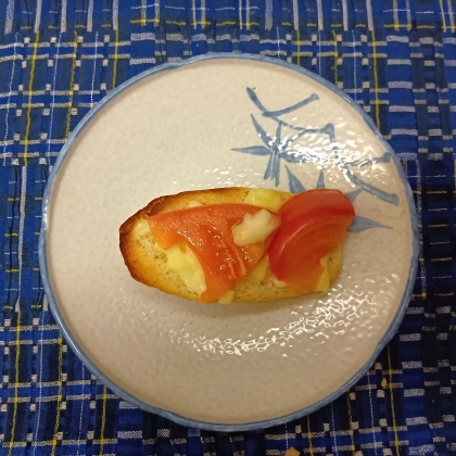 トマトピザトースト