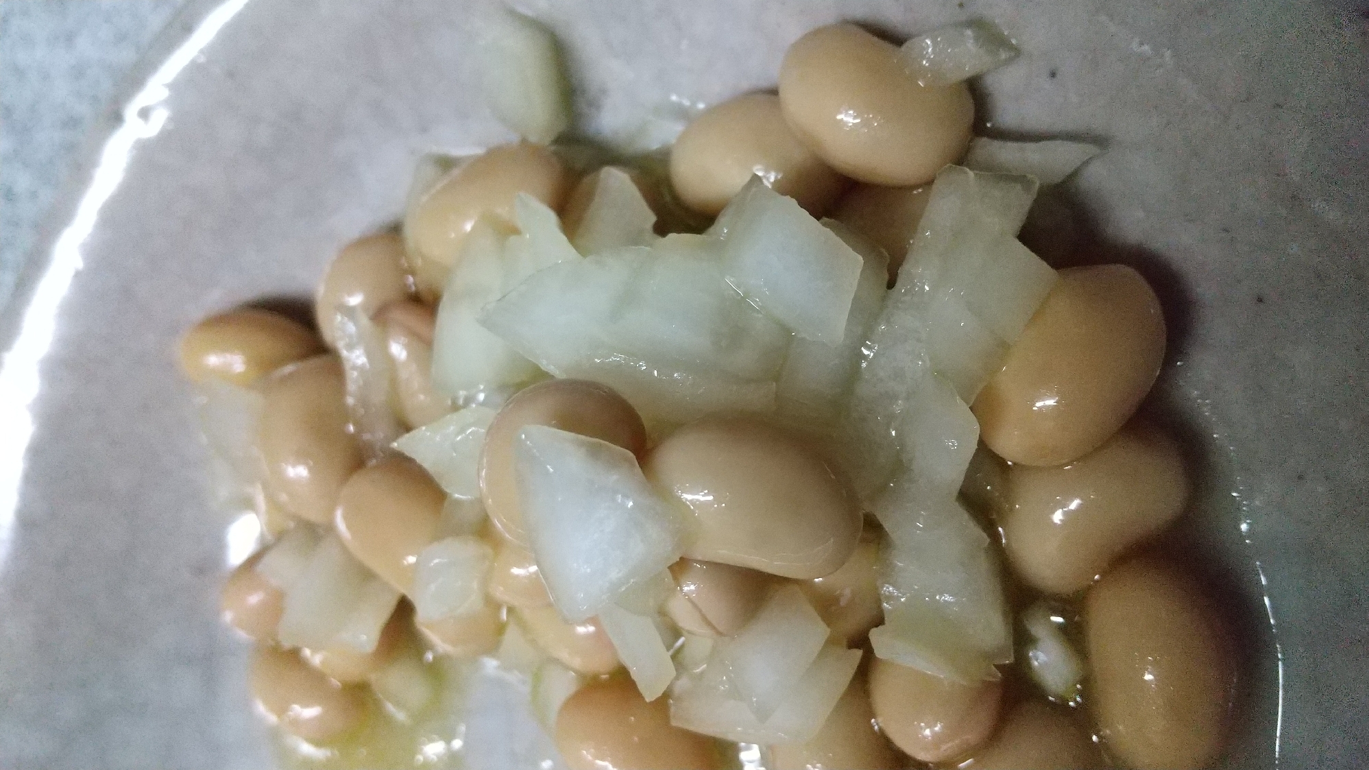 玉ねぎと大豆の和え物