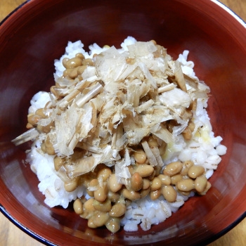 納豆チーズおかか丼