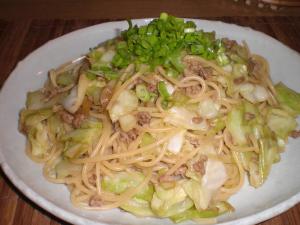 野菜たっぷり和風みそパスタ