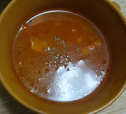 トマト缶が中途半端に余ったら☆即席トマトスープ