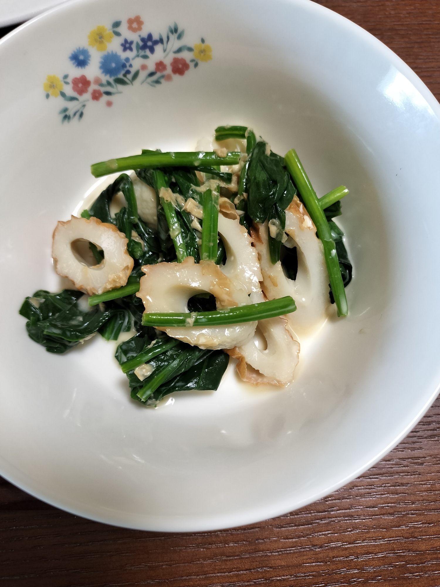 ほうれん草とちくわのサラダ
