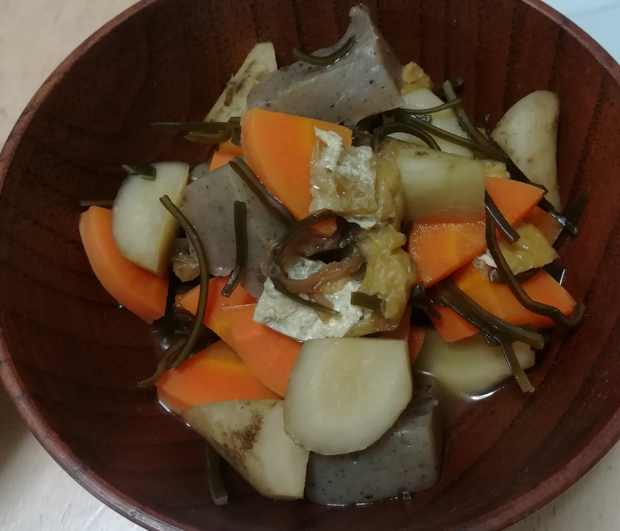 昆布と根菜の煮物