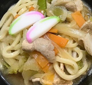 白だしで簡単！味噌出汁うどん