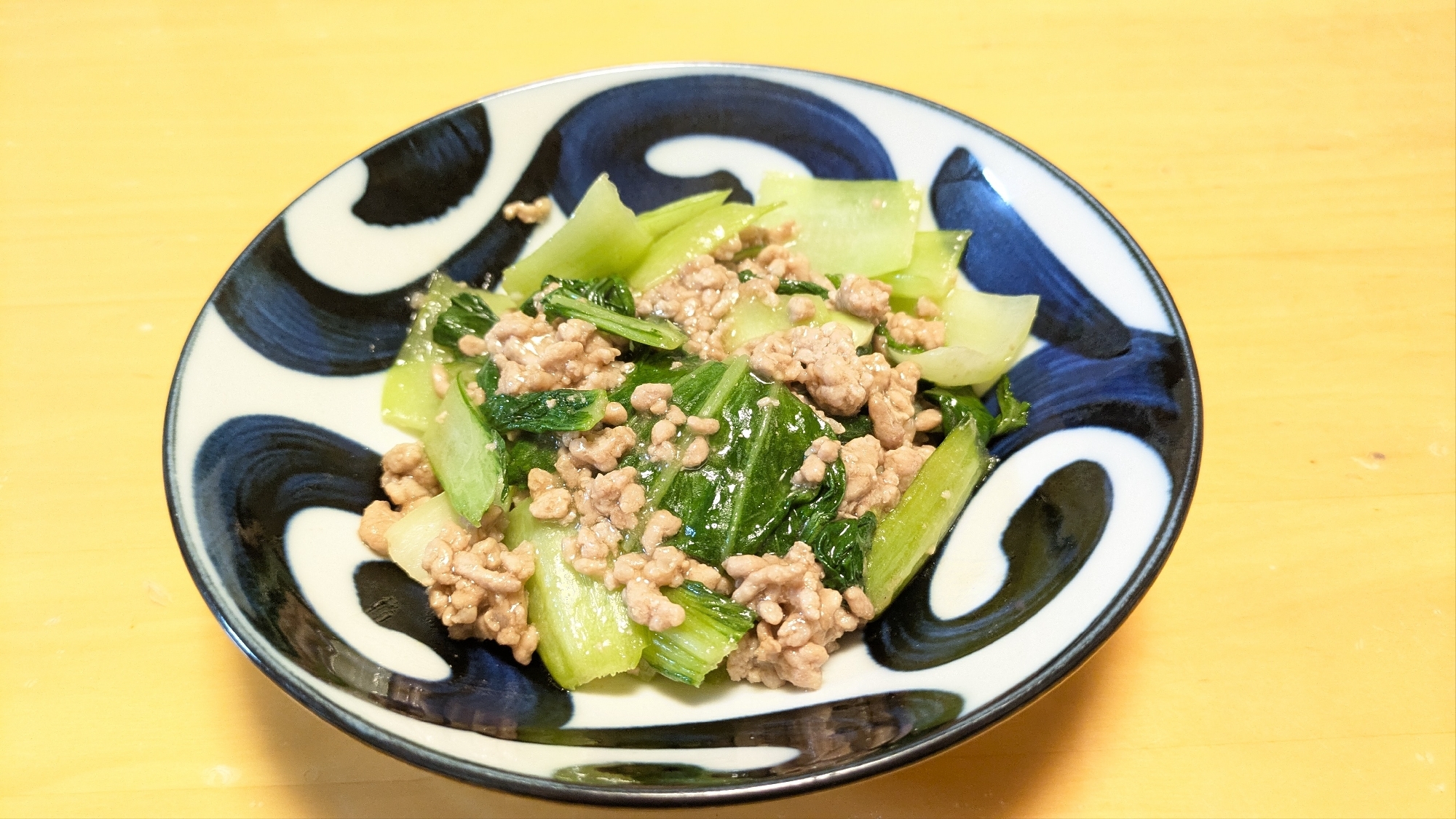 青梗菜と豚ひき肉のオイスターソース炒め