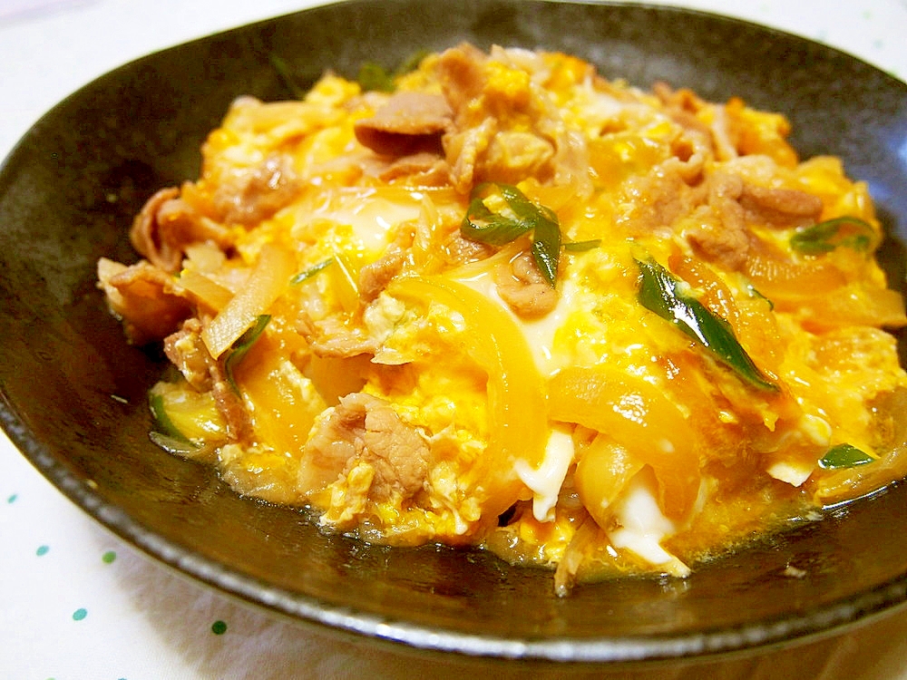 とろとろ~♪豚こまの卵とじ丼♪