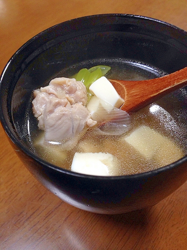 鶏と豆腐のお吸い物