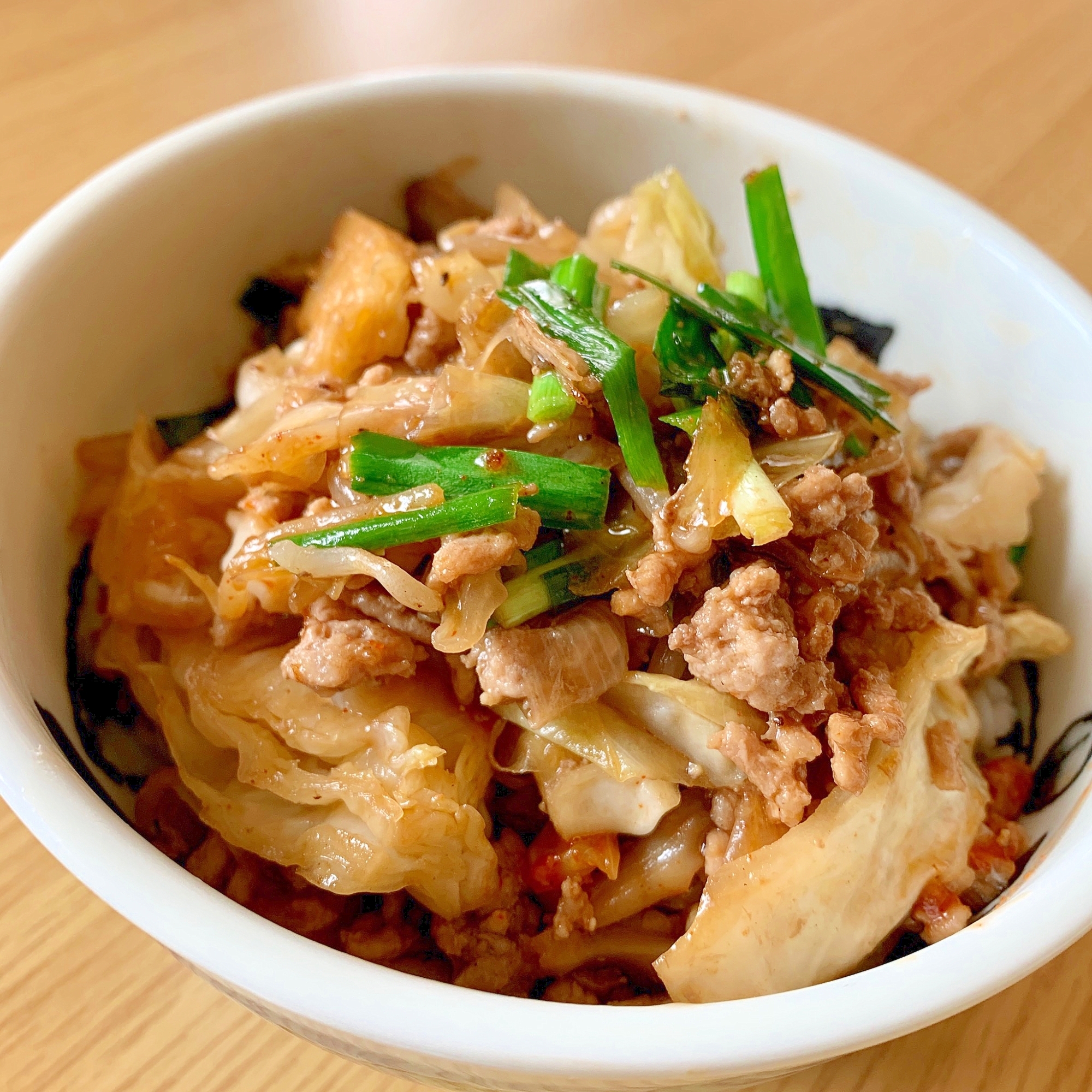 辛うま野菜たっぷり☆豚ひき肉のそぼろ丼