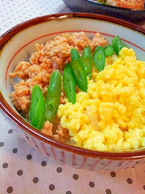 ✿３色そぼろ丼❤