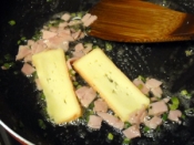 マロワールチーズのハムネギパプリカのせ レシピ 作り方 By Leopoo 楽天レシピ