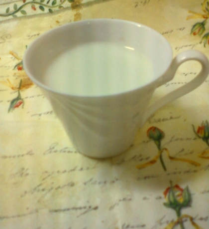 ほっと一息♪緑茶でホットミルク★