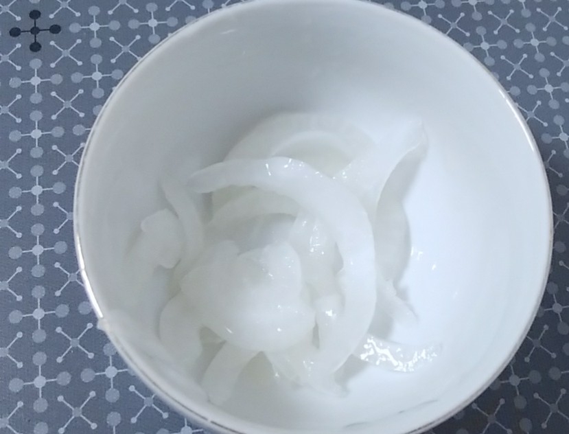 新玉ねぎマリネ