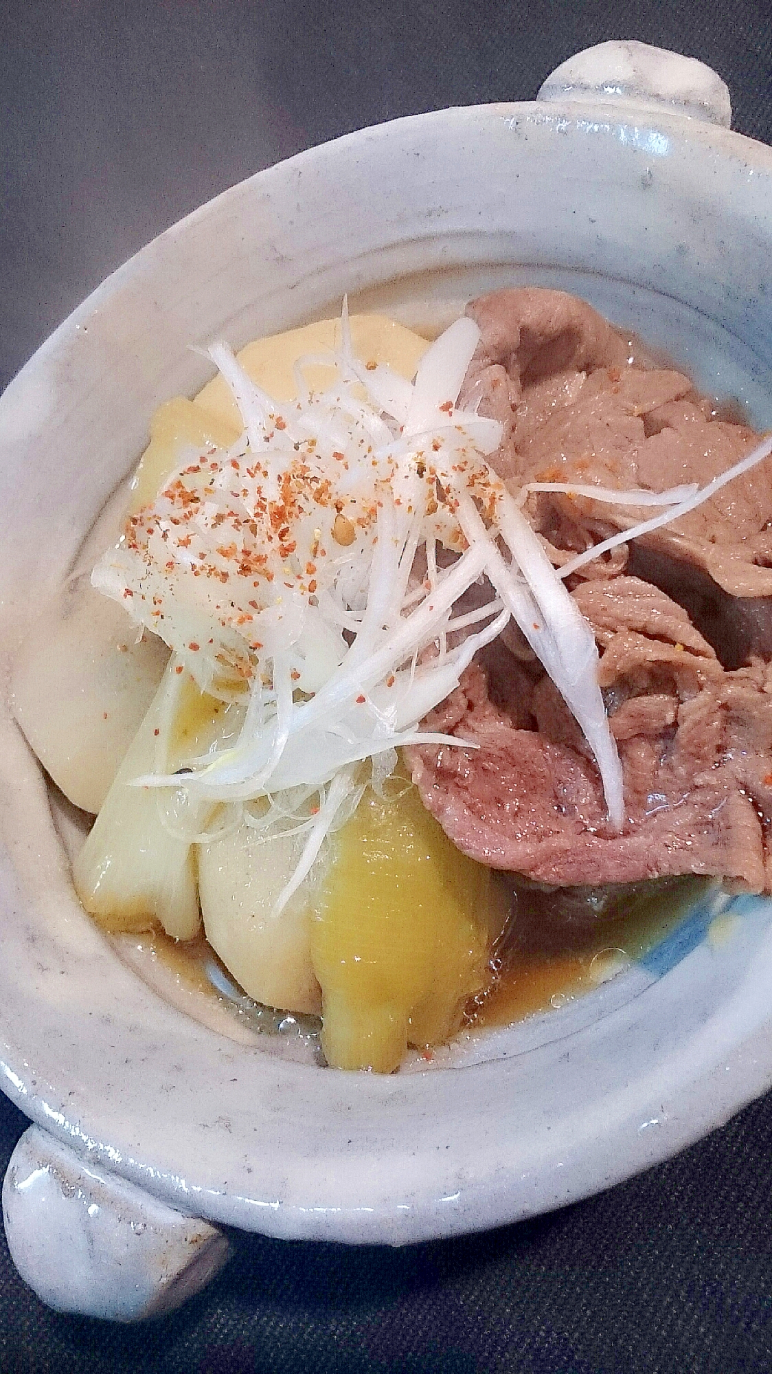 牛肉と里芋の煮もの