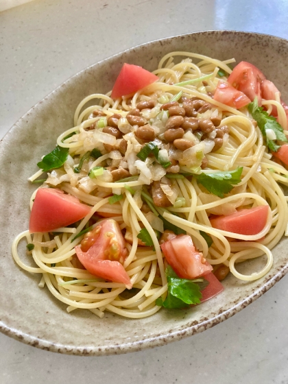 納豆好きにはたまらない♡簡単♡納豆とトマトのパスタ