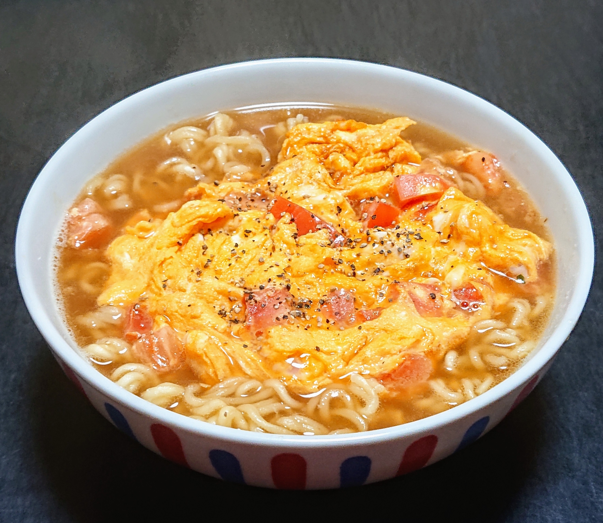 インスタントで☆トマたま味噌ラーメン