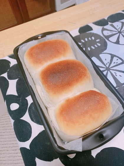 ふわふわでおいしいです！！
型はパウンド型で代用です>_<