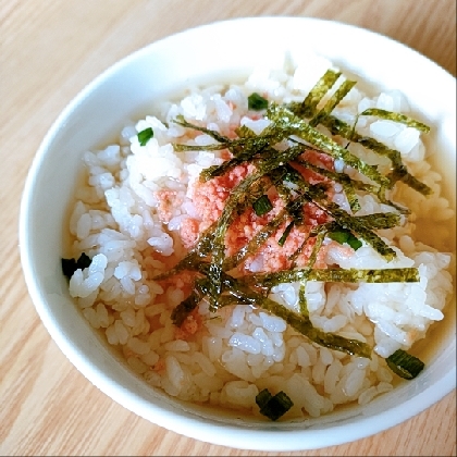 鮭フレークですが、鮭茶漬け美味しく出来ました(*^-^*)