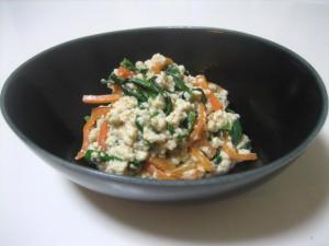 ごはんに合う!ニラとニンジンの簡単白和え