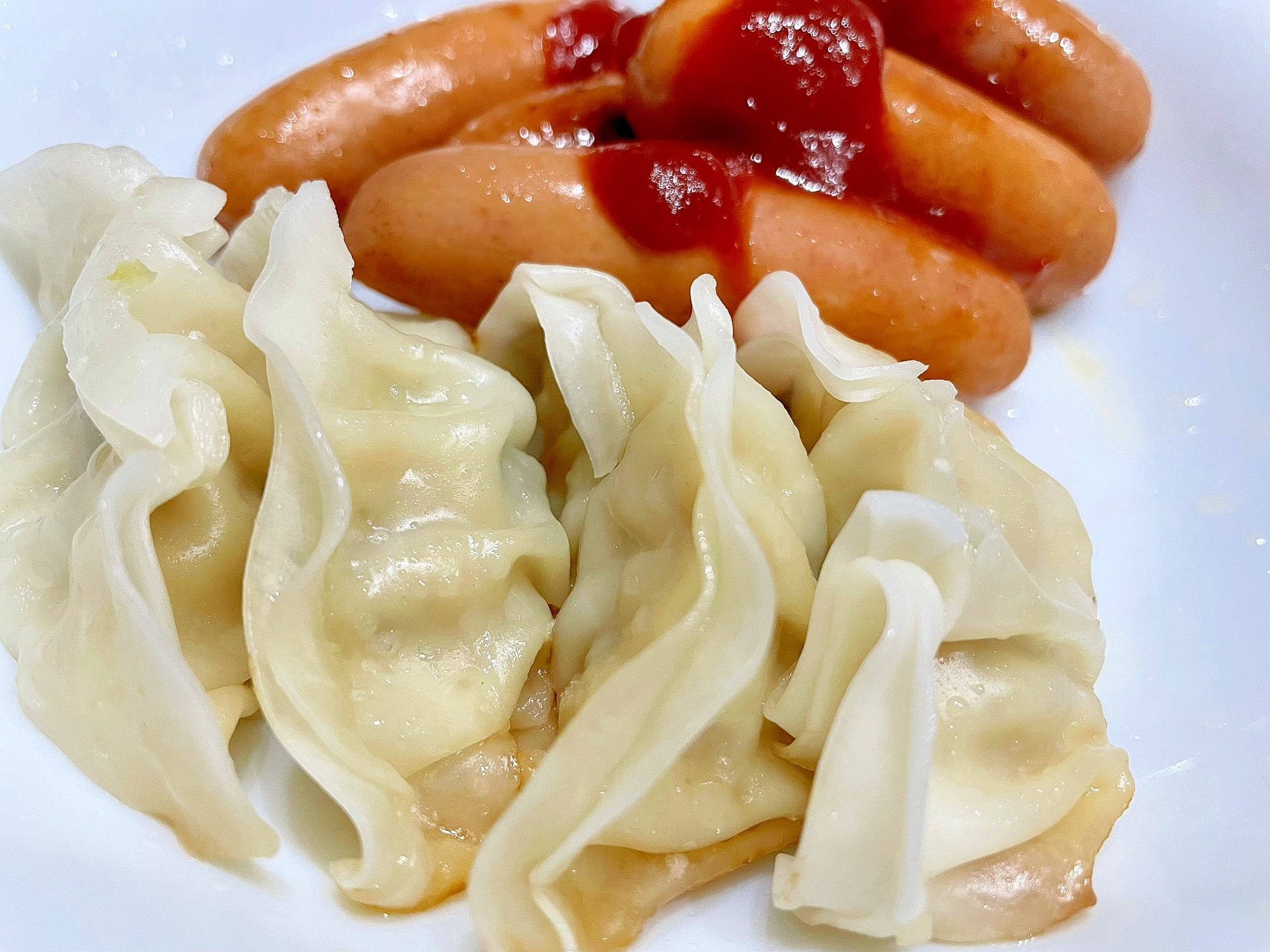 餃子とウインナーのおつまみ