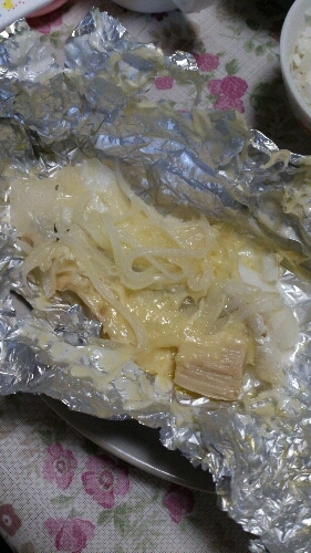 魚が苦手な息子。チーズとえのきは好きなので作ってみたら、ペロッと食べちゃいました(*^^*)また作ります。