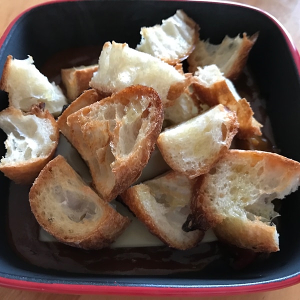 カリカリパンでカレーチーズフォンデュ風 レシピ 作り方 By ボンド子 楽天レシピ カリカリパンでカレーチーズフォンデュ風 レシピ 作り方 By ボンド子 楽天レシピ