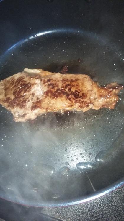 薄めのステーキ肉の柔らかい焼き方