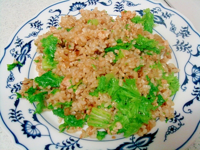 わさび菜と鶏挽き肉の玄米チャーハン