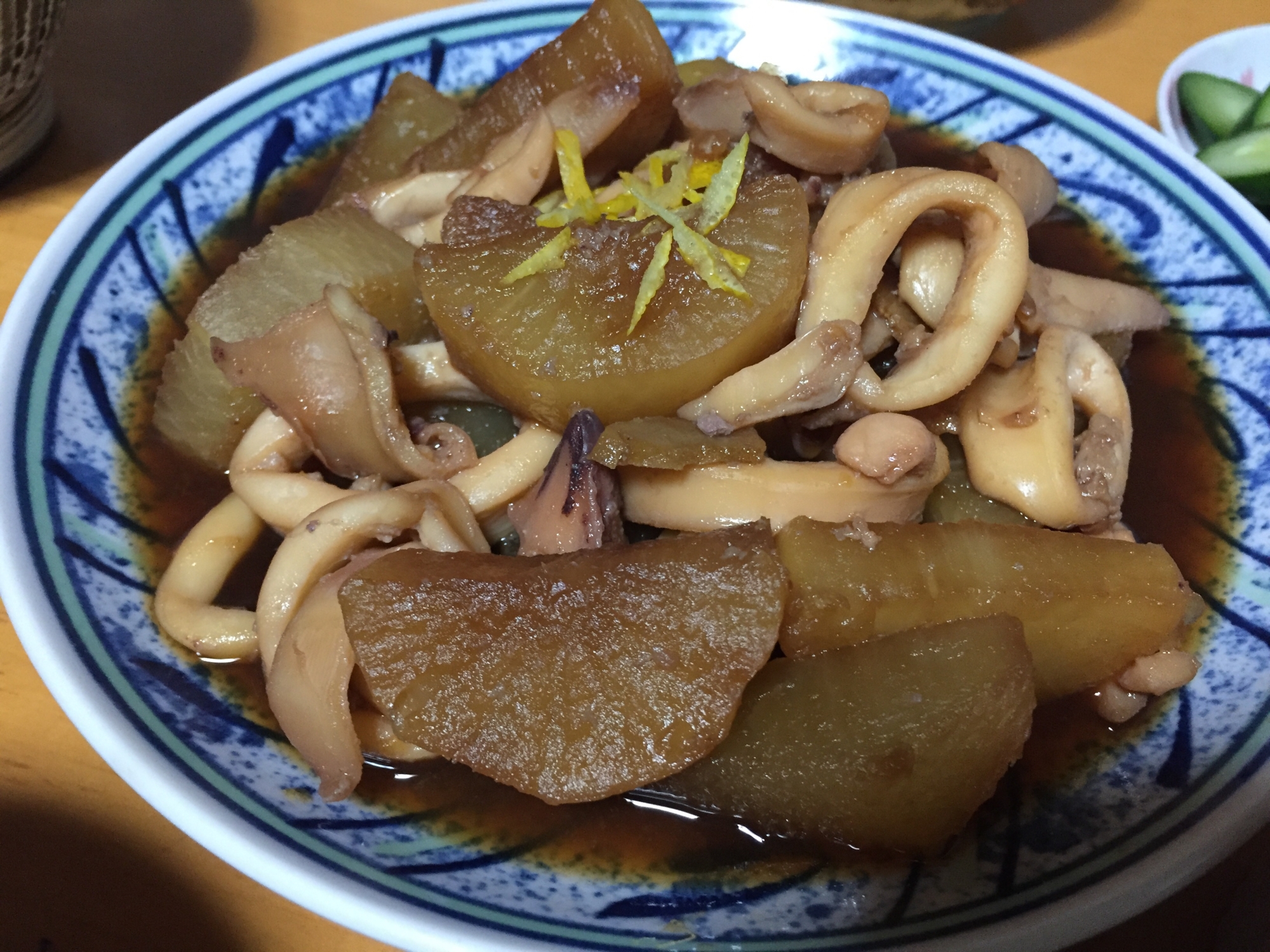 酒がススムくん!いかと大根の煮物