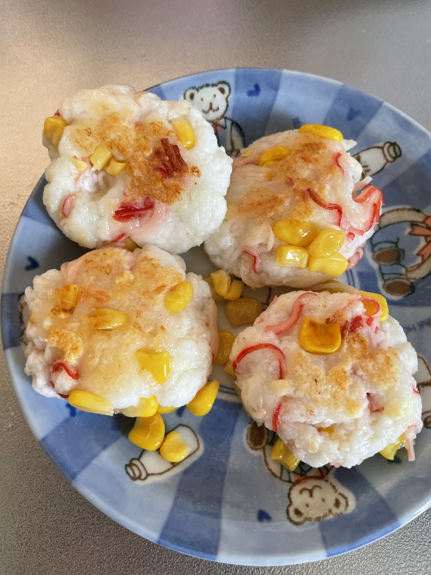 幼児食　はんぺんとコーンのバター焼き